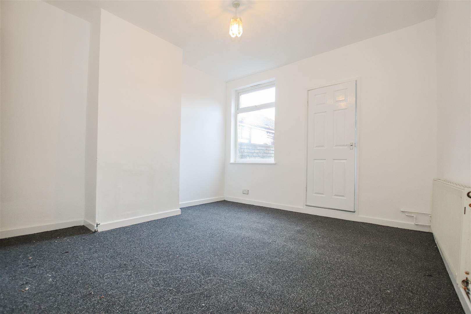REAR SITTING ROOM